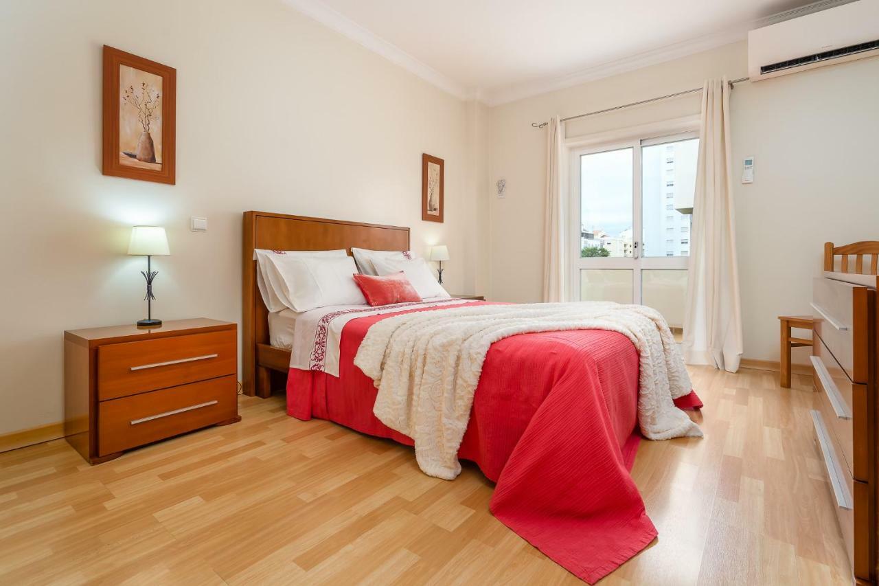 Cozy Apartment Portimao City Center Exterior photo
